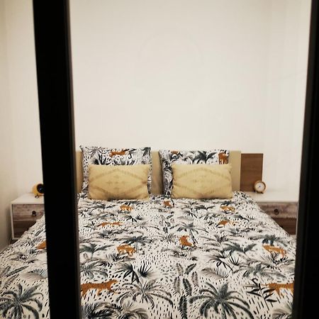 אש-סור-אלזט Athome - Appart-Hotel With Private Parking מראה חיצוני תמונה