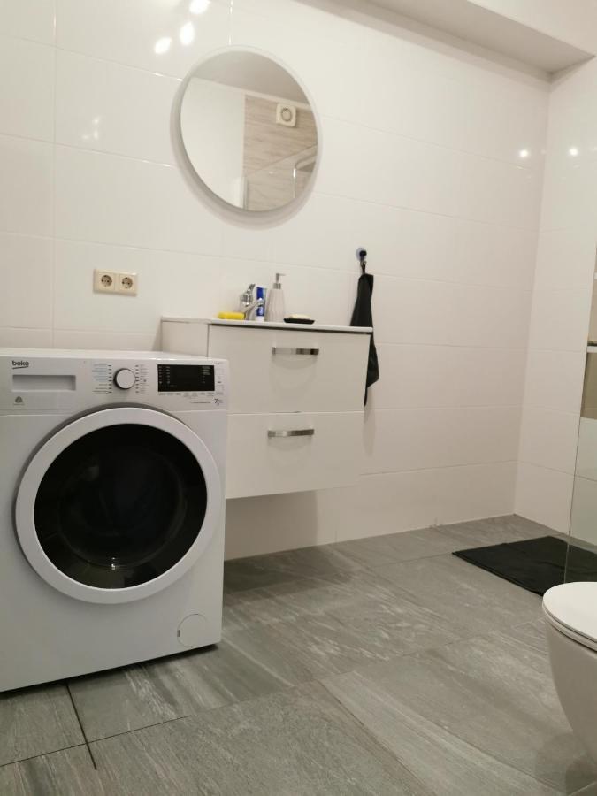 אש-סור-אלזט Athome - Appart-Hotel With Private Parking מראה חיצוני תמונה